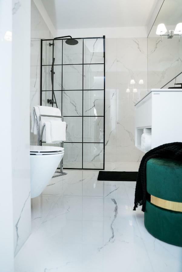 Apartament Marcelin Gold Wes Quality Suite Poznan Dış mekan fotoğraf